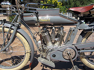 1913 Big Twin L closeup